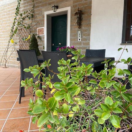 Favoloso Appartamento In Villa Monterosi Exterior foto